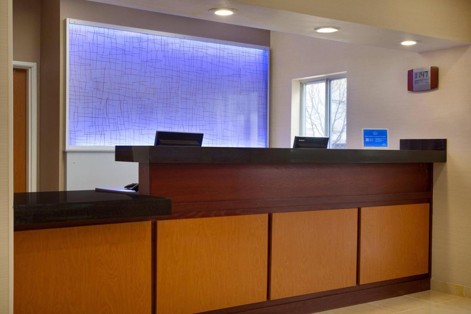 Fairfield Inn & Suites Bismarck South Eksteriør billede