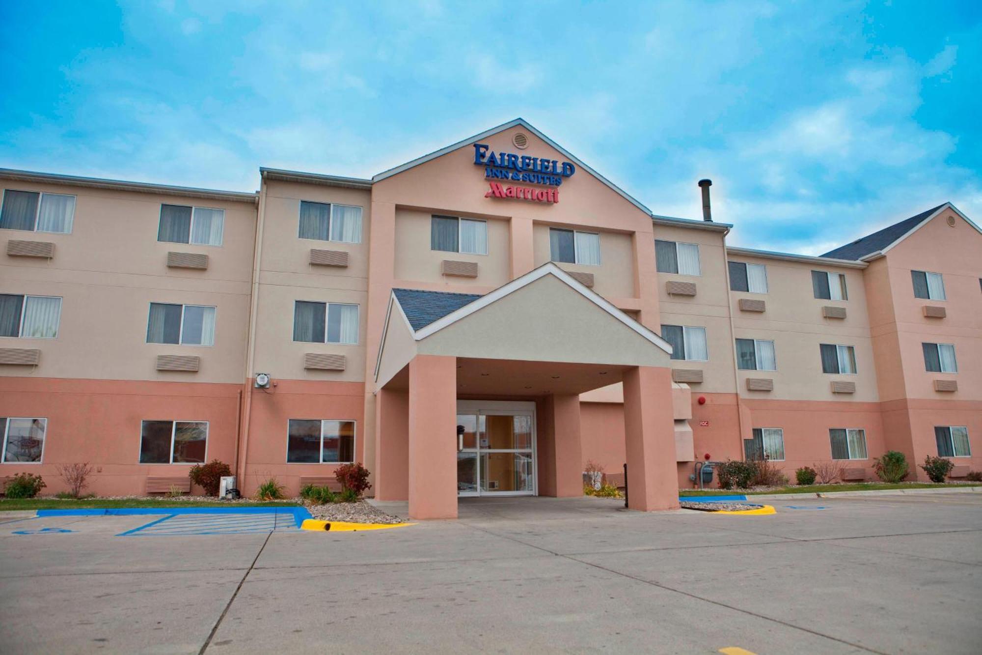 Fairfield Inn & Suites Bismarck South Eksteriør billede